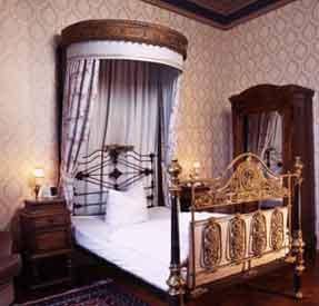 Hotel Schloss Weitenburg