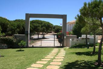 Apartment With 2 Bedrooms In Olhos de �gua, With Pool Access, Furnished Garden And Wifi - 200 M From The Beach