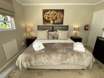 Hotel Eden Retreat