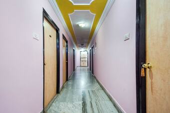 Spot On 39307 The Hotel Park