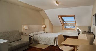 Aparthotel Apartamentos Attica21 Portazgo