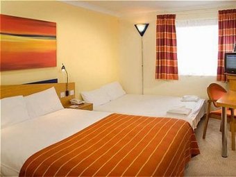 Hotel Express By Holiday Inn Salford Quays Manchester
