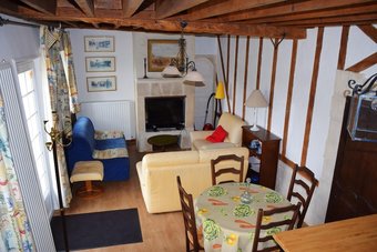 Apartment With 2 Bedrooms In Bayeux, With Pool Access, Enclosed Garden And Wifi