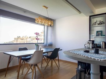 Stylish 2 Bedroom Apartment Spectacular Sea View