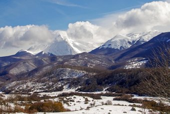 House With One Bedroom In Lettomonoppello, With Wonderful Mountain View And Enclosed Garden - 8 Km From The Slopes