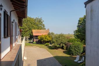Apartment With 2 Bedrooms In Vicolungo, With Pool Access, Enclosed Garden And Wifi