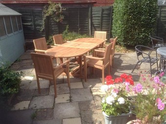 Hotel The Theberton Lion