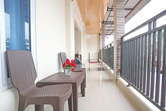 Hotel Oyo 1648 Penginapan Three Joye