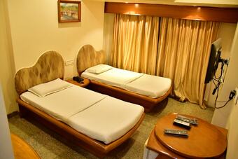 Hotel Shripad Continental