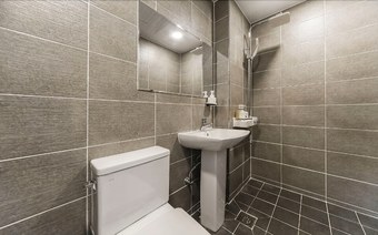 Vallas Hotel & Guest House