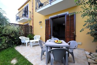House With 2 Bedrooms In Marsala, With Wonderful Sea View, Enclosed Garden And Wifi - 100 M From The Beach