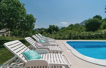 Sunflower House With A Pool