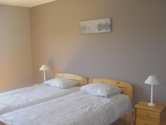 House With 5 Bedrooms In Bertogne, With Wonderful Lake View, Enclosed Garden And Wifi