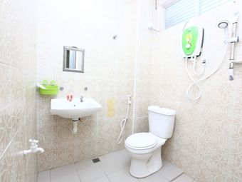 Oyo 89640 Hotel Pelangi Marang