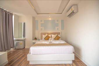 Hak Huot Hotel
