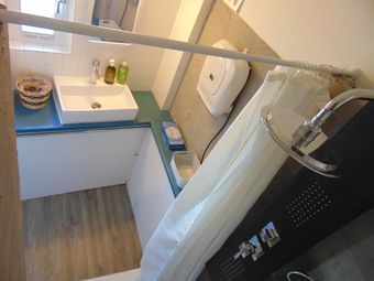 Hotel Le C De Privas