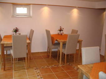 Hostal Penzi�n O�za