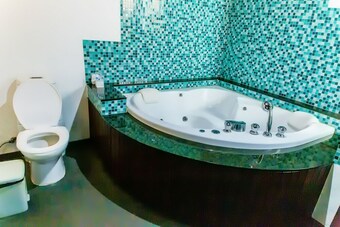 Hotel Heaven - Private Resort Pattaya