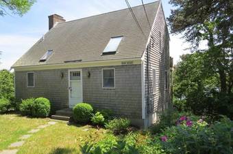 18 Squanto Drive - Three Bedroom House