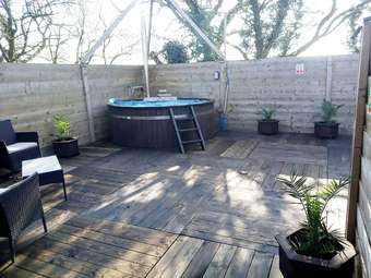 Cabana Oak Lodge Retreat - Glamping 1