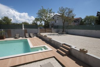 Cosy And Lovely Villa Trosti With A Pool