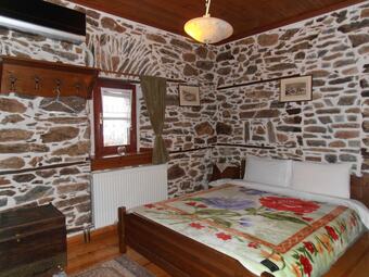 Bed & Breakfast Mansion Terpou