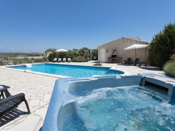 Spacious Villa Set Among Olive Groves In Stunning Aigne