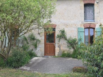 Agroturismo Cottage In An Old Remote Farmhouse Near Ch�teauroux