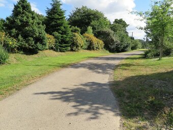 Pretty Cottage In La Chapelle-neuve Brittany With Jacuzzi