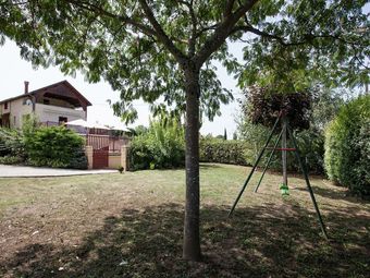 Holiday Home Right On The River Bank With Private Swimming Pool In Saint-julien-de-lampon