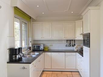 Luxurious Villa On Large Woody And Enclosed Terrain