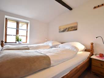 Spacious Apartment In Stove With Waterfront