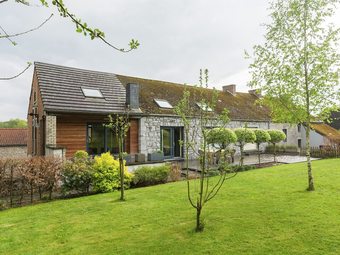 Renovated Farmhouse With Terrace And Garden In Small Village