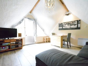 Unusual Chalet In The Woods, Very Comfortable, Nice Covered Terrace, Quiet