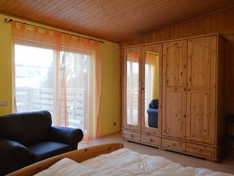 Comfortable Apartment With Spacious Balcony And A View Of The Manderscheider Burg