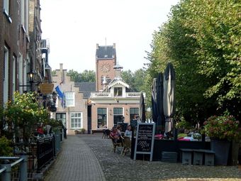 Vintage Holiday Home In Friesland By The Sea