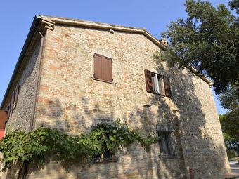 Mini Apartment In Building Dating From 1600 In The Rolling Countryside With A Sea View