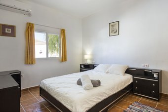 Impeccable 6-bed Villa