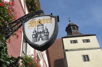 Hotel Garni Am Ellinger Tor