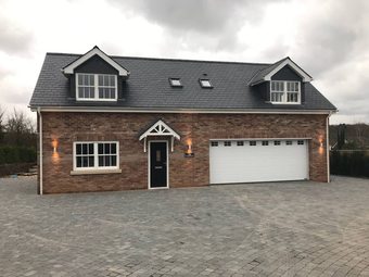 High Specification Coach House, Ebford