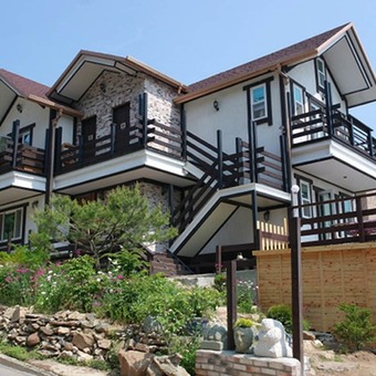 Apartamentos Lucia Pension