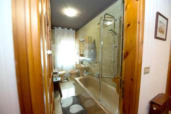 Apartment With 2 Bedrooms In Villa-nabian, With Wonderful Mountain View, Private Pool, Enclosed Garden - 25 Km From The Slopes