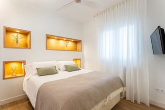 Amazing Apartment 5 Bd In The Heart Of Granada. Alhóndiga