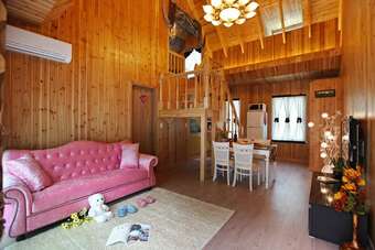 White Village Pension