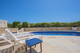 Villa - 3 Bedrooms With Pool And Wifi - 104979