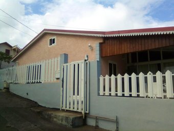 House With 4 Bedrooms In Pont D'yves, With Wonderful Sea View, Enclosed Garden And Wifi - 26 Km From The Beach