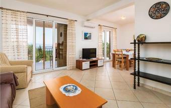 Holiday Home Crni VI