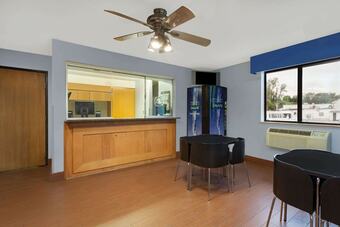 Hotel Super 8 By Wyndham Havre De Grace Aberdeen Area