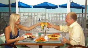 Hotel Doubletree Beach Resort By Hilton Tampa Bay