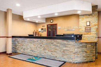 Hotel Quality Inn & Suites